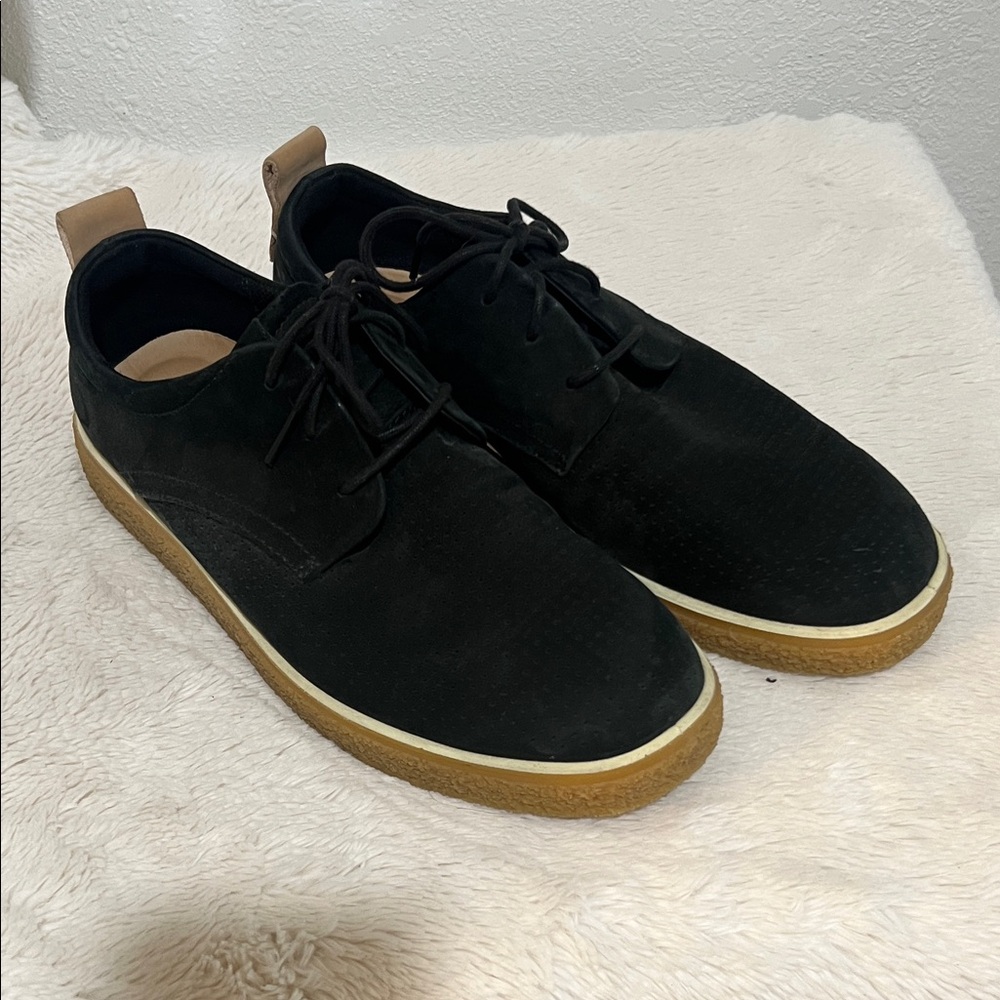 Ecco Black Suede womens oxford. excellent condition
